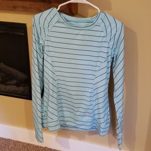 Reebok long sleeve shirt